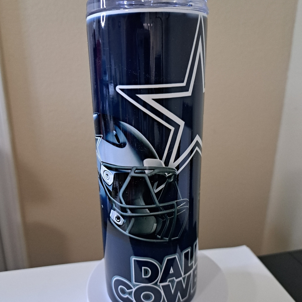Dallas c. Tumblers
